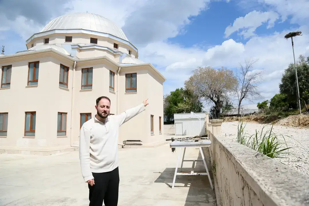 Serik Dikmen’de Leylek Yuvası Krizi Tatlıya Bağlandı 5